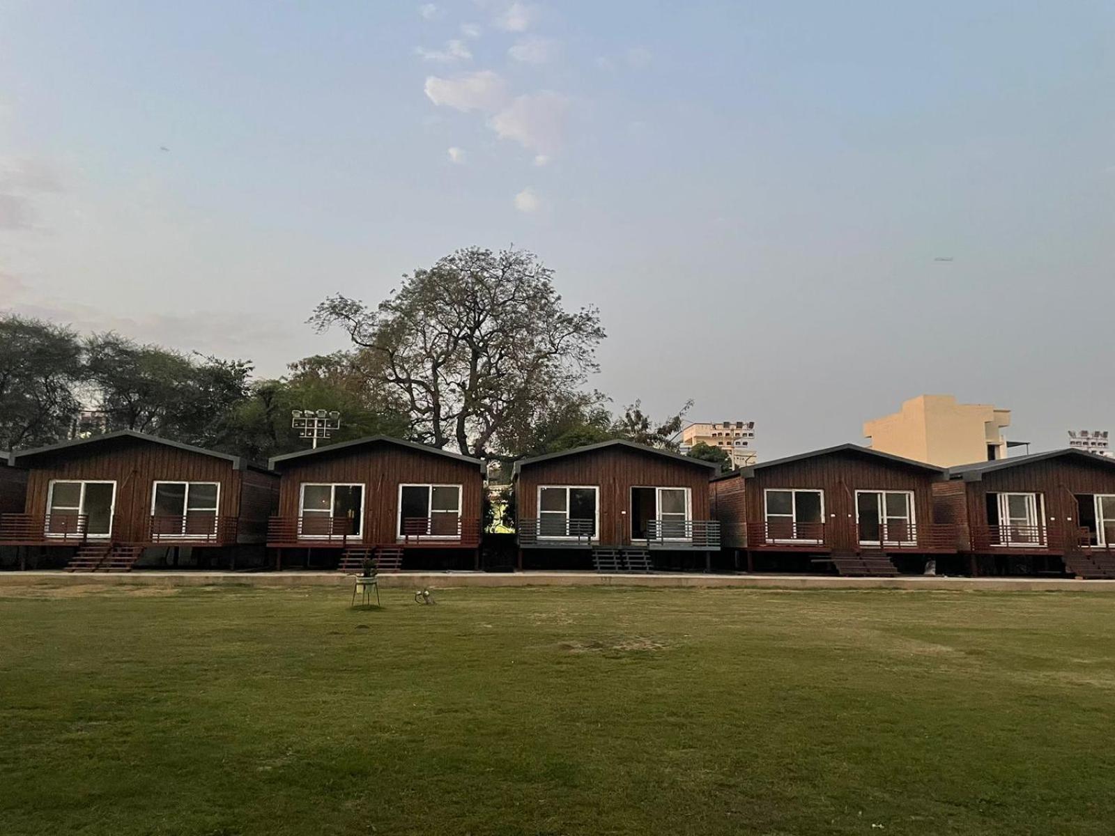 Vrindavan Greens Resort Udaipur Luaran gambar